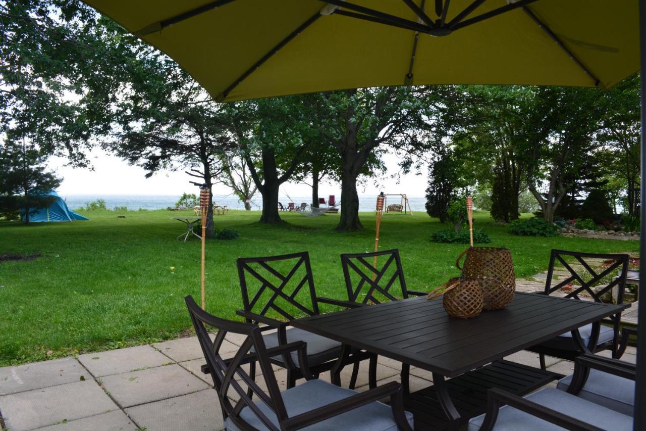 Birds Point Cottage On A Cliff Facing Lake Erie. Wheatley ภายนอก รูปภาพ